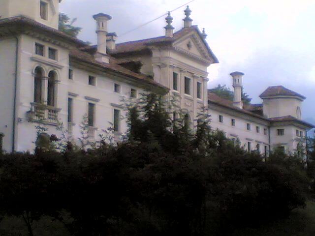 VILLA BELLATI  Villabruna